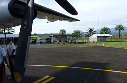 image bP1000399W.jpg